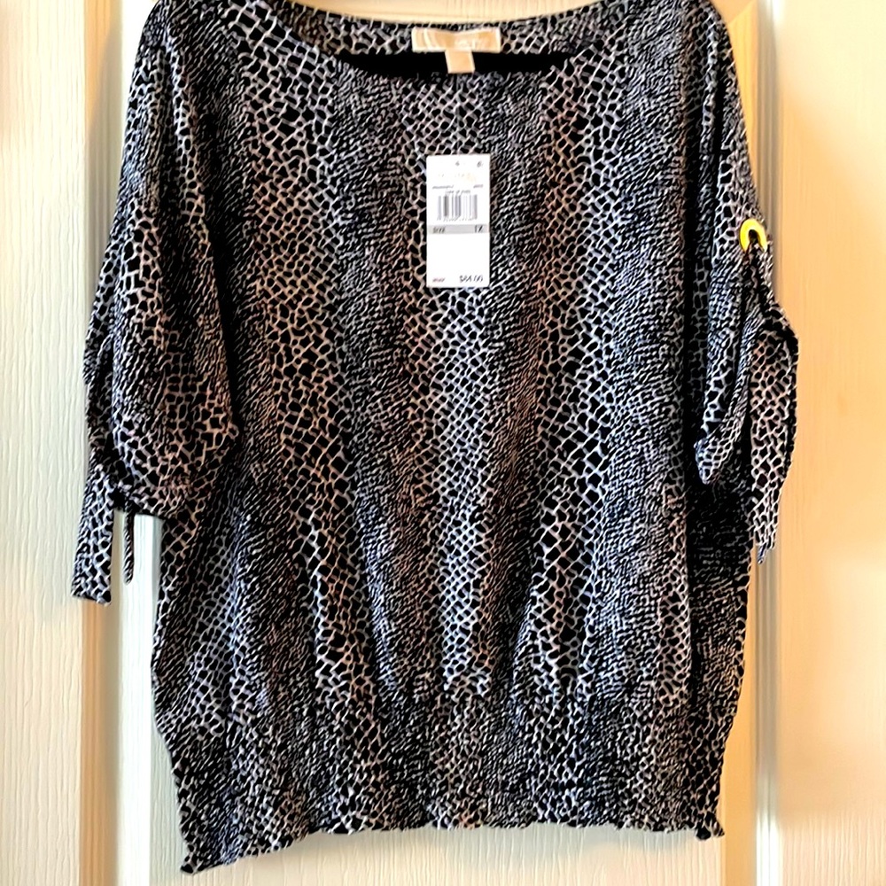 MK blouse